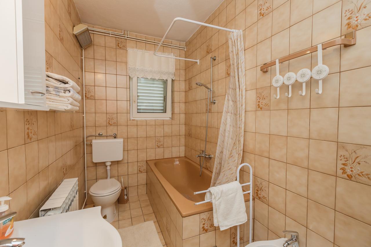 Apartman Mila Appartement Kaštela Buitenkant foto